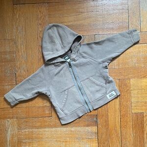 ROOTS baby/toddler zip up sweatshirt with hood size 12-18 months